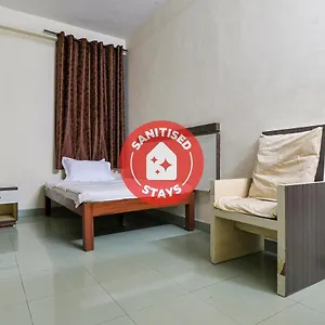Spot On 60610 Malabar Tourist 2* Kannur