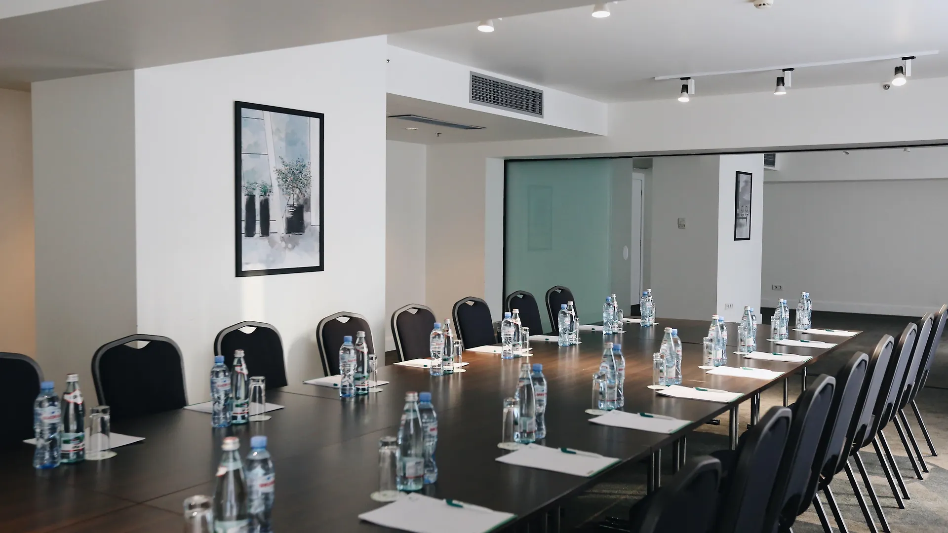Holiday Inn - Tbilisi By Ihg 4*,  Géorgie