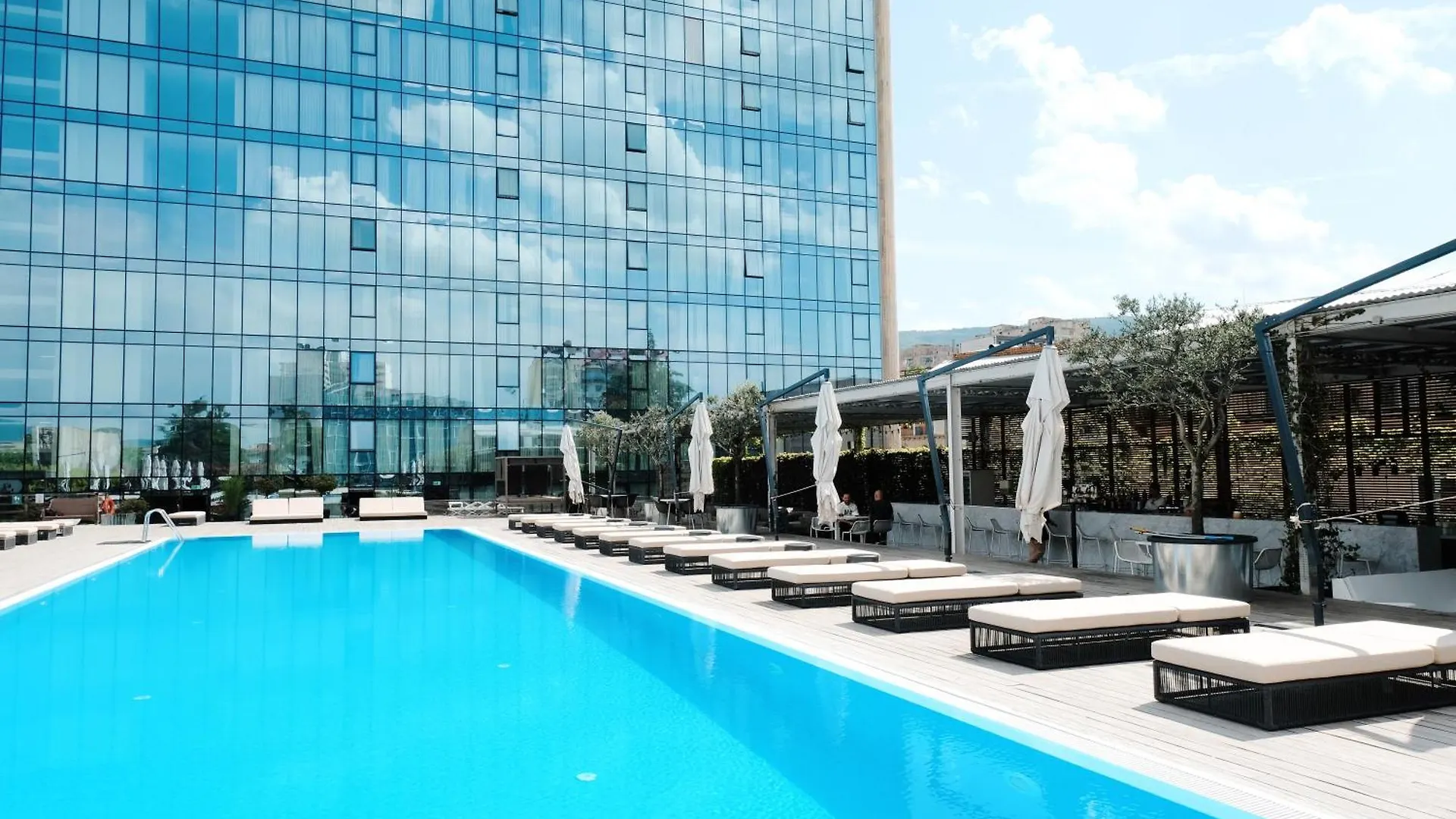 Hotell Holiday Inn - Tbilisi By Ihg