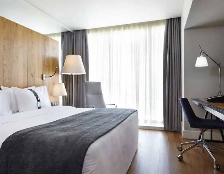 Hotel Holiday Inn - Tbilisi By Ihg