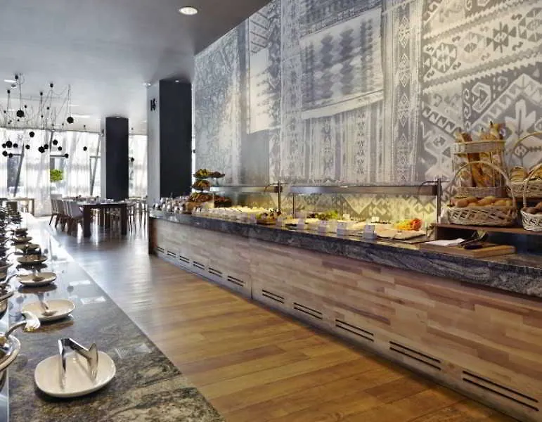 Holiday Inn - Tbilisi By Ihg 4*,
