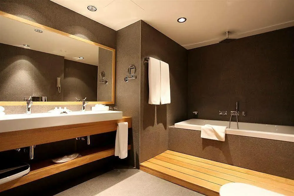 Holiday Inn - Tbilisi By Ihg